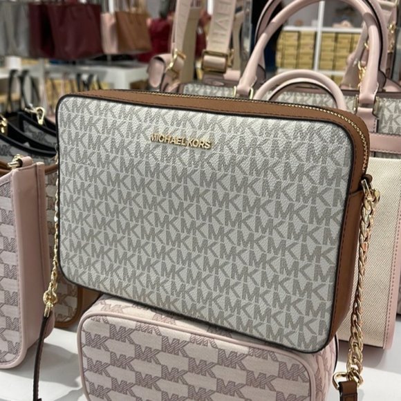 Michael Kors Jet Set Item Large East West Zip Crossbody Vanilla - Picture 5 of 16